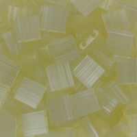 Miyuki tila 5x5mm Perlen - Silk pale light yellow TL-2591